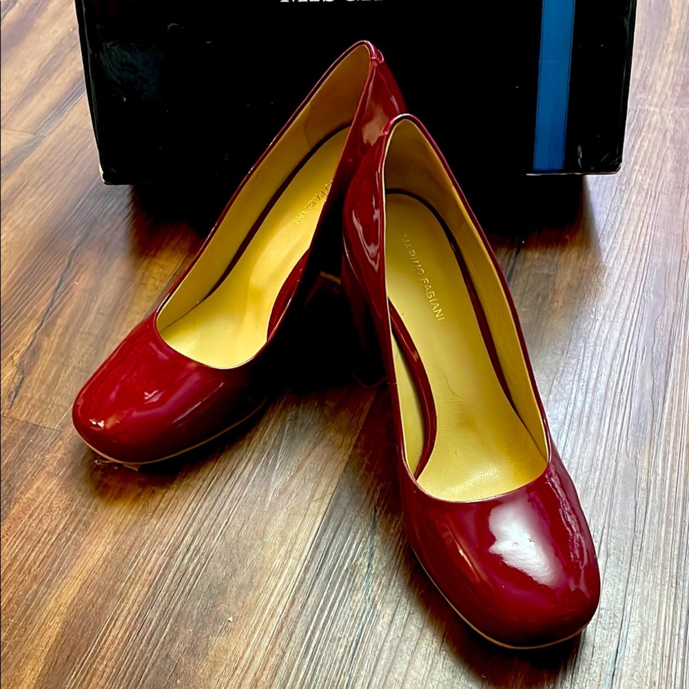 Glossy Jazz Red High Genuine Leather Heel Pumps with Classic Design